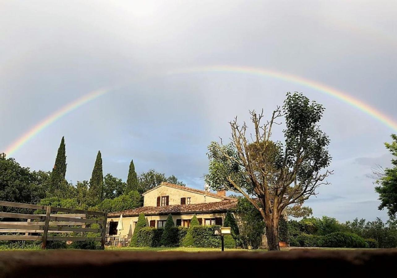 Fattoria Agriturismo Nerbona Villa Casole d'Elsa Bagian luar foto