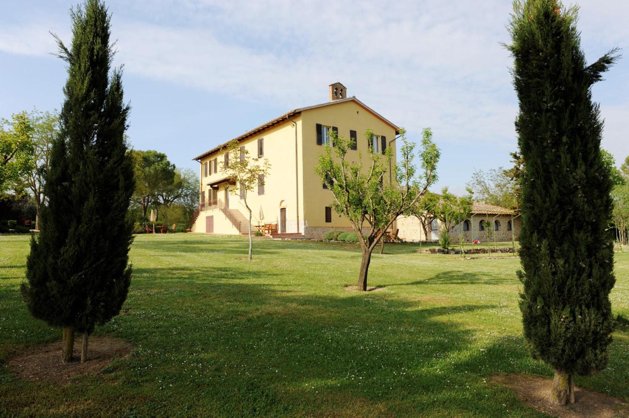 Fattoria Agriturismo Nerbona Villa Casole d'Elsa Bagian luar foto